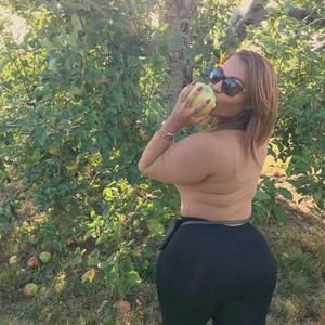 Meet your Posher, Jannelly